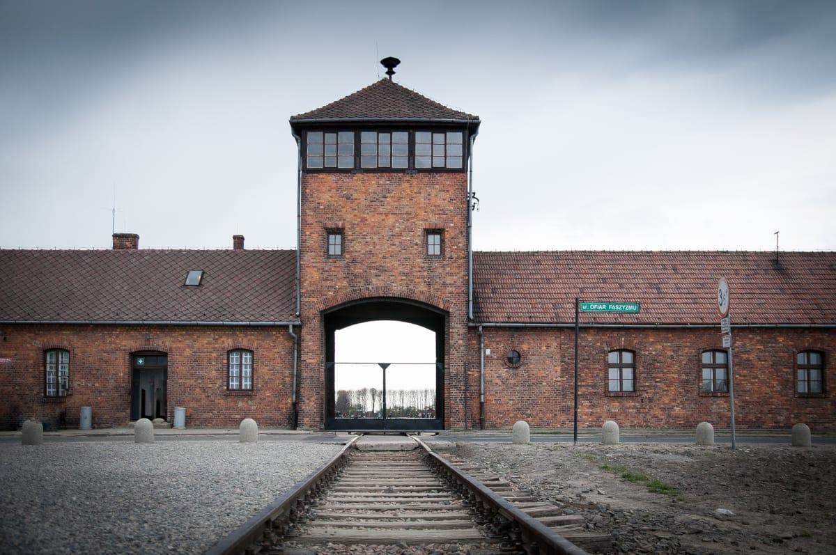Auschwitz-Birkenau Museum and Memorial guided tour from Krakow